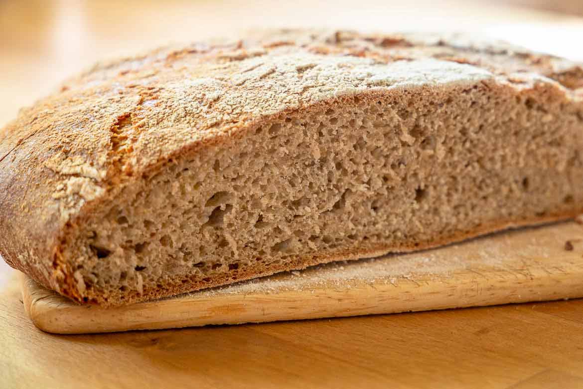 Brot in Holzofen backen, Holzofenbrot Rezept
