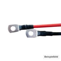 Beispielbild: verpresste Ringösen mit Schrumpfschlauch an rotem und schwarzem Batteriekabel